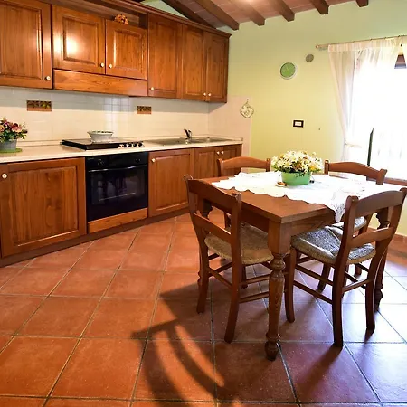 Agriturismo La Pietraia Bauernhof