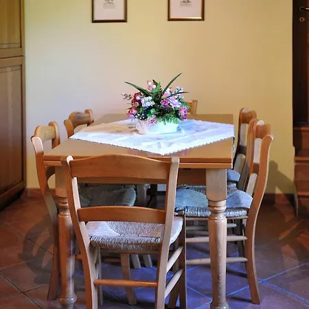 Agriturismo La Pietraia Bauernhof