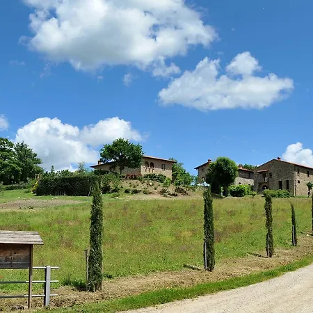 Agriturismo La Pietraia Bauernhof *